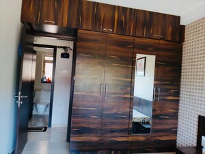 Room in 2.5 BHK Apartment at Manpada – for Sale