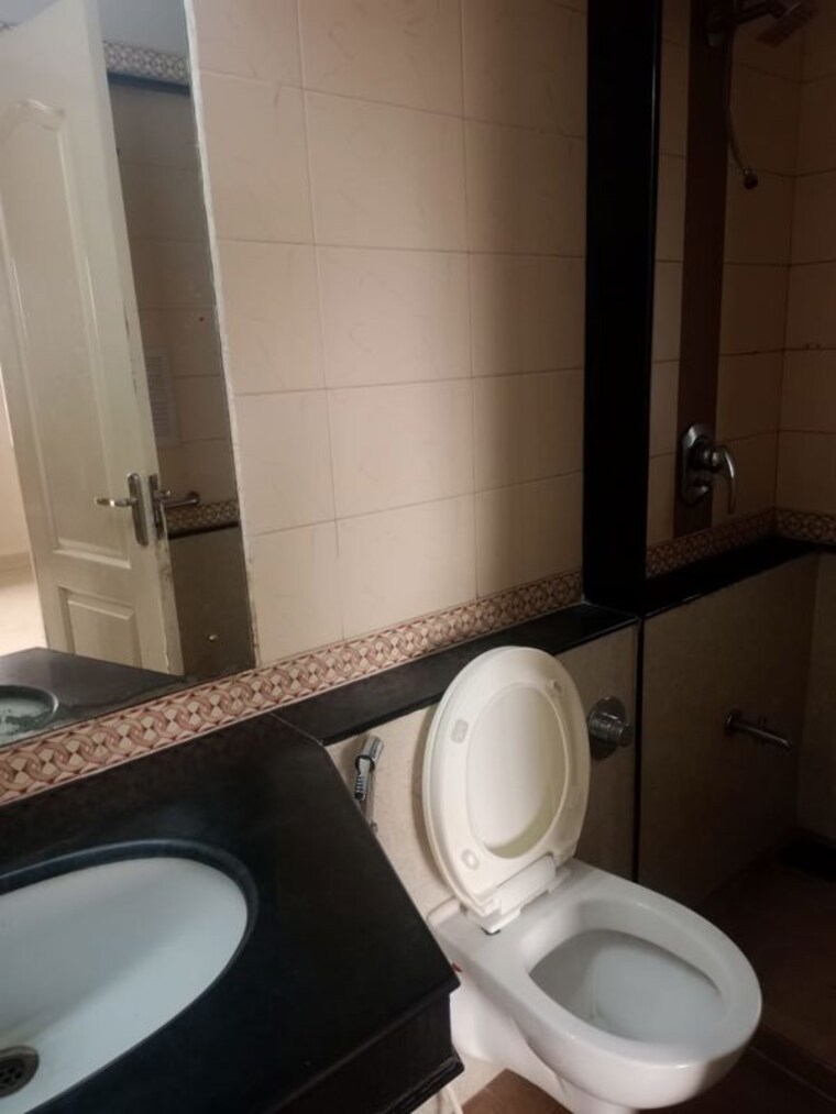 Bathroom, sangam-chs 2 Bedroom 800 Sq.Ft. Apartment In Goregaon East Mumbai 10666500