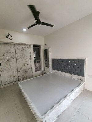 Bedroom in 2 BHK Apartment at Kalpataru Paramount D, Kapur Bawdi – for Rent