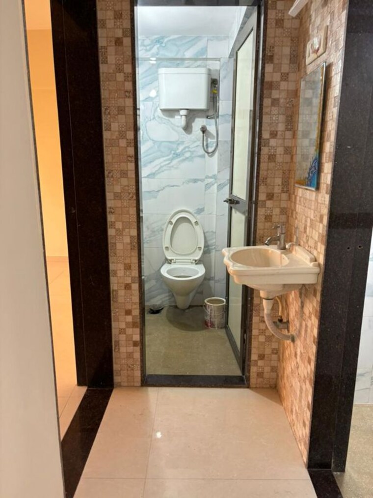 Bathroom, mahavir-tower-ghansoli 2 Bedroom 1225 Sq.Ft. Apartment In Ghansoli Navi Mumbai 10666700