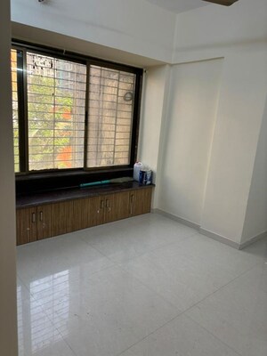 Room in 2 BHK Apartment at Mahavir Tower Ghansoli, Ghansoli – for Rent