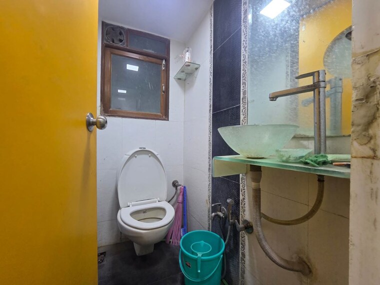 Bathroom, royal-palms Commercial Office Space 400 Sq.Ft. In Goregaon East Mumbai 10666718