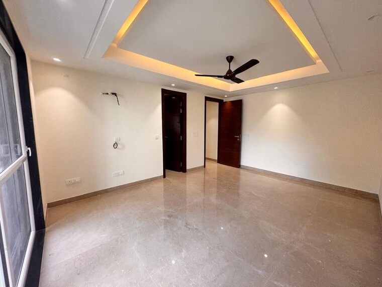 Room, sector 57 3.5 Bedroom 2500 Sq.Ft. Builder Floor In Sector 57 Gurgaon 10666731