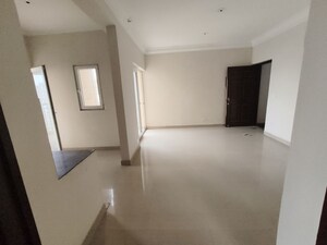 Room in 2 BHK Apartment at Paramount Floraville, Sector 137 – for Sale