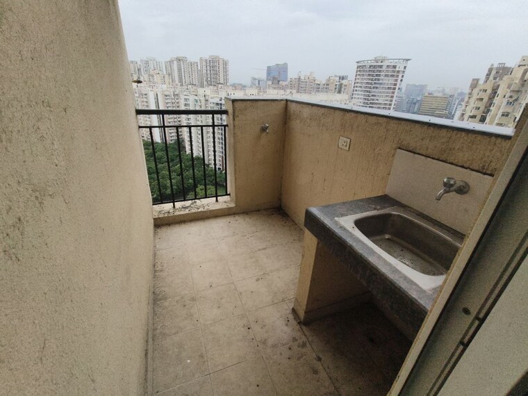 Balcony, paramount-floraville 2 Bedroom 1045 Sq.Ft. Apartment In Sector 137 Noida 10666743