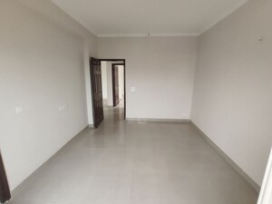 Room in 2 BHK Apartment at Paramount Floraville, Sector 137 – for Sale