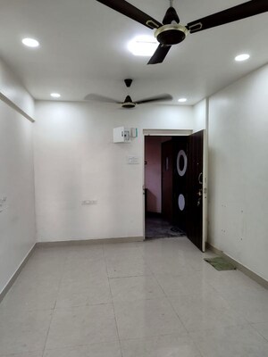 Room in 1 BHK Apartment at Mahavir Tower Ghansoli, Ghansoli – for Rent