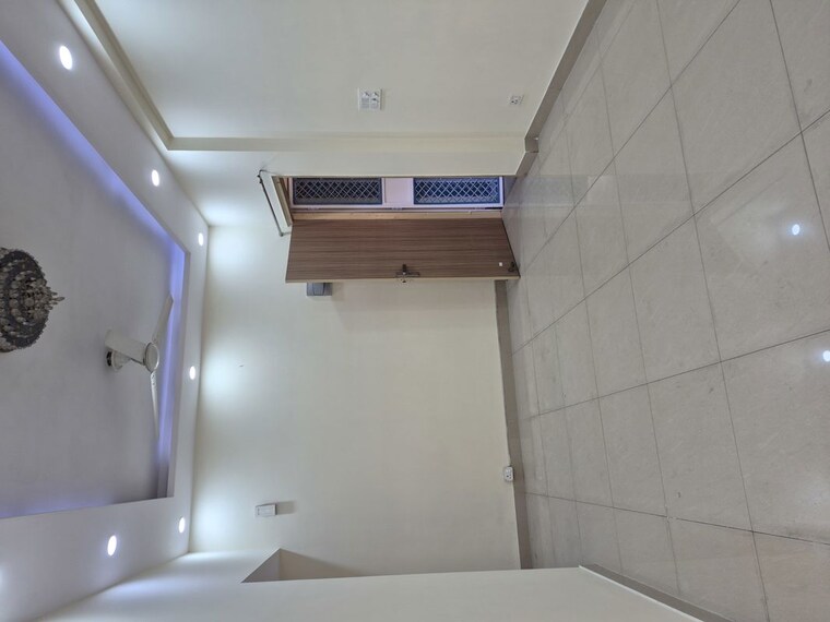 Bathroom, mayur vihar 3 Bedroom 1250 Sq.Ft. Apartment In Mayur Vihar Delhi 10666771