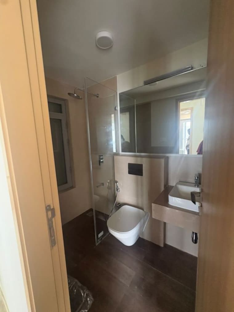 Bathroom, piramal-aranya 2 Bedroom 725 Sq.Ft. Apartment In Byculla Mumbai 10666768