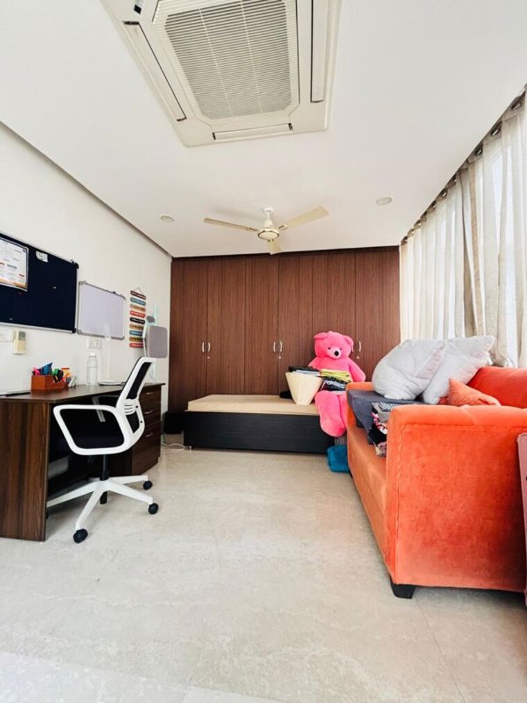 Living Room, safdarjung enclave 3 Bedroom 2000 Sq.Ft. Apartment In Safdarjung Enclave Delhi 10666786