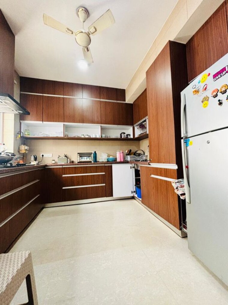 Kitchen, safdarjung enclave 3 Bedroom 2000 Sq.Ft. Apartment In Safdarjung Enclave Delhi 10666786