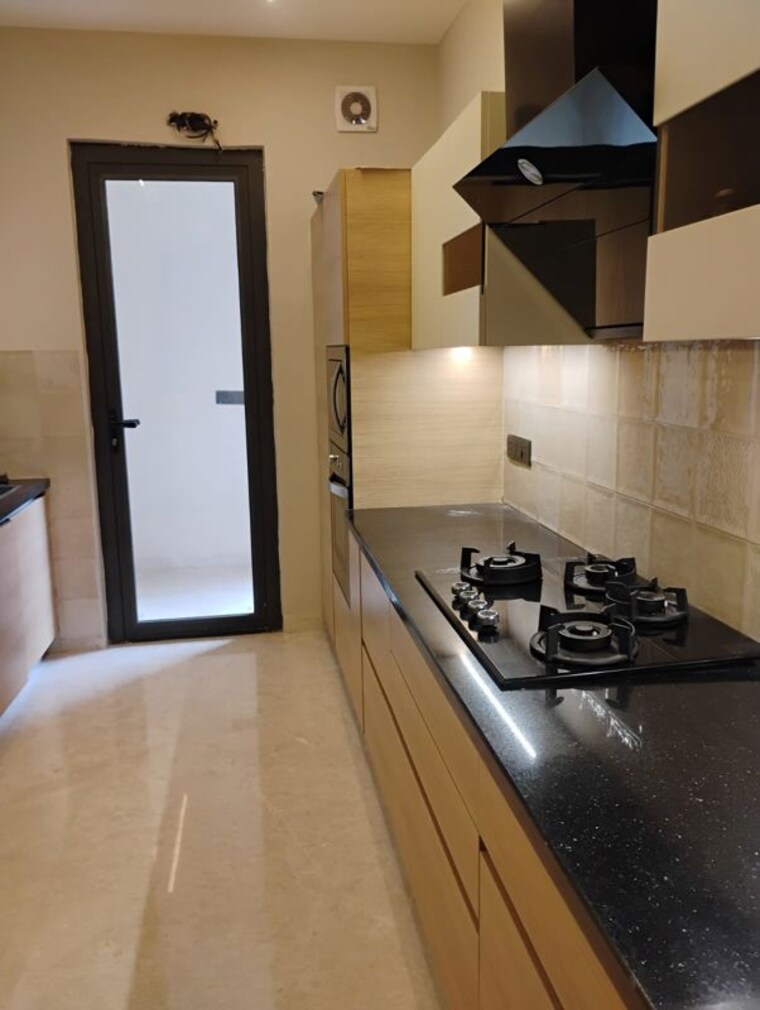 Kitchen, sushant lok i 3 Bedroom 215 Sq.Yd. Builder Floor In Sushant Lok I Gurgaon 10666825