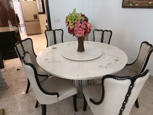 Team Area in 5 BHK Independent House at Sushant Lok I – for Rent
