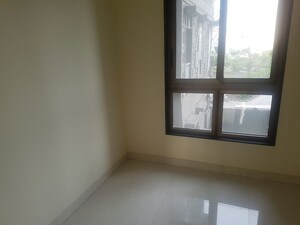 Room in 2.5 BHK Apartment at The Wadhwa Atmosphere, Mulund West – for Rent