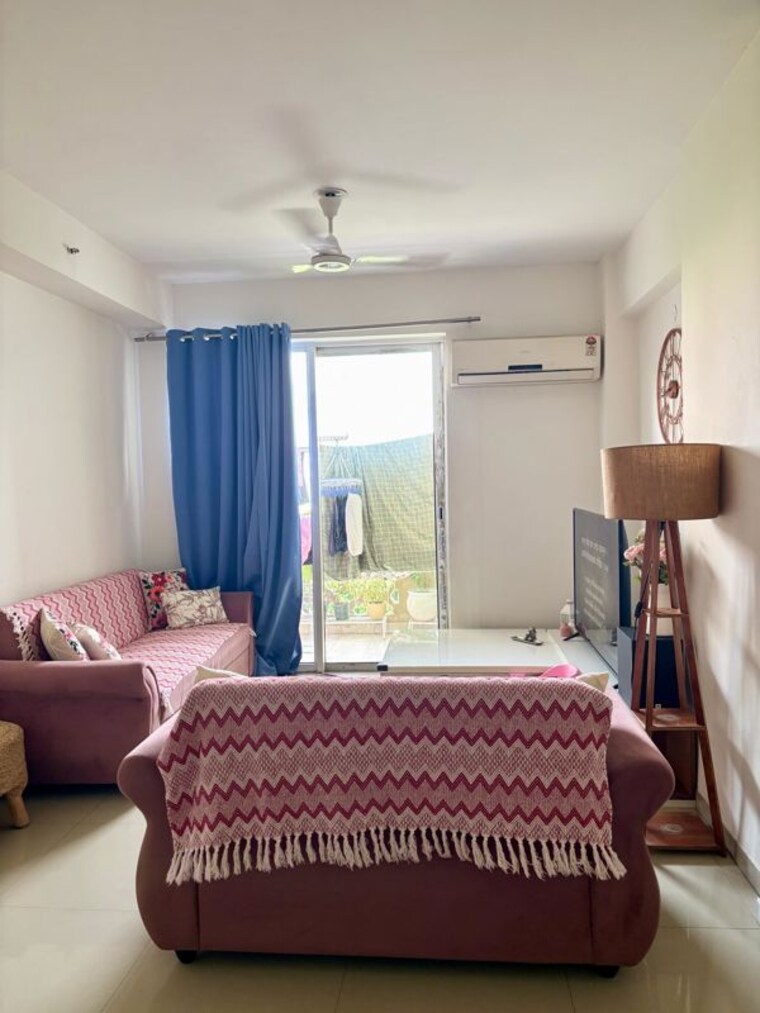 Bedroom, dlf-new-town-heights-ii 3.5 Bedroom 1930 Sq.Ft. Apartment In Sector 86 Gurgaon 10666863