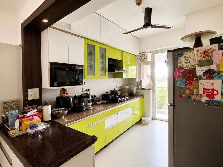 Kitchen, dlf-new-town-heights-ii 3.5 Bedroom 1930 Sq.Ft. Apartment In Sector 86 Gurgaon 10666863