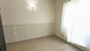 Room in 3 BHK Apartment at Sare Home, Sector 92 – for Sale