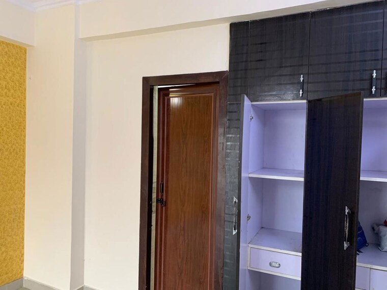 undefined, supertech-crown-town 2.5 Bedroom 950 Sq.Ft. Apartment In Sector 74 Noida 10666885