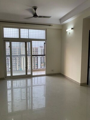 3 BHK Apartment For Rent in Supertech Cape Town, Sector 74