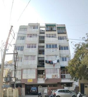  Apartment For Sale in Vidhut Nagar