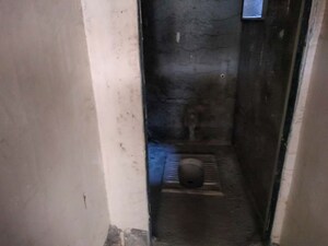 Bathroom in  Apartment at Mahim – for Sale