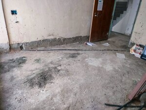 Room in  Apartment at Mahim – for Sale
