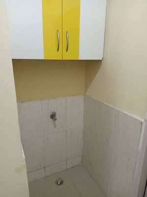 Bathroom in 2 BHK Apartment at Jaypee Kensington Heights, Sector 133 – for Rent