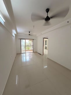 2 BHK Apartment For Rent in Mayfair The View