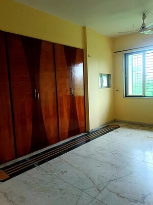 Room in 2 BHK Apartment at Anant Regency, Kalyan West – for Rent