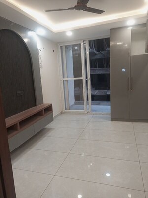Building Lobby in 2 BHK Builder Floor at Deep Homes Sector 73, Sector 73 – for Sale