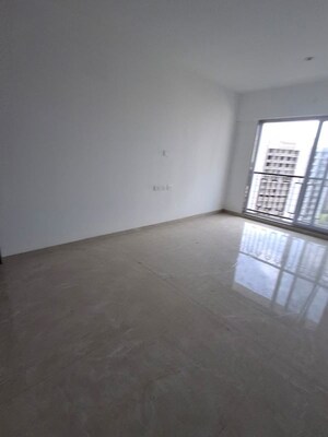 Room in 2 BHK Apartment at Mahindra Alcove, Chandivali – for Rent