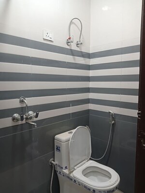 Bathroom in 3 BHK Apartment at Kirti Ascent, Baner – for Rent