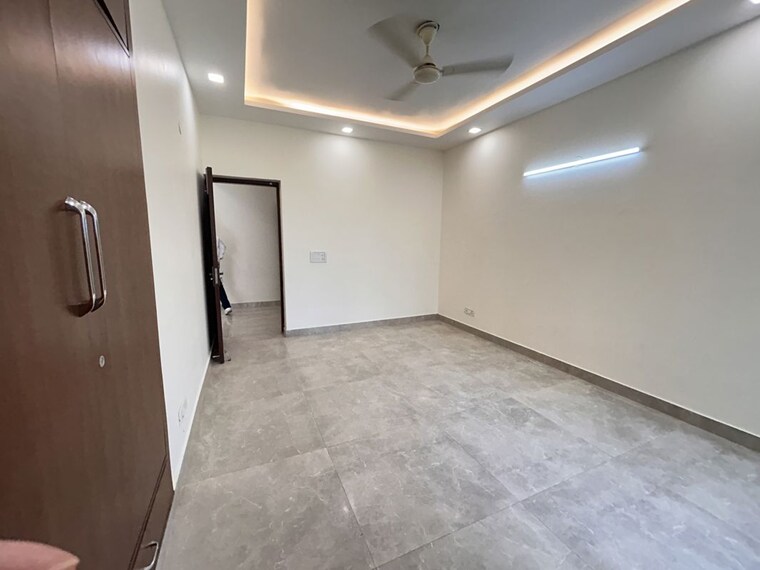 Room, sector 18a dwarka 3 Bedroom 2100 Sq.Ft. Apartment In Sector 18a Dwarka Delhi 10666960