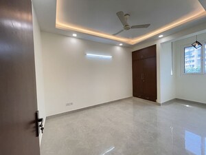 Room in 3 BHK Apartment at Sector 18a Dwarka – for Sale