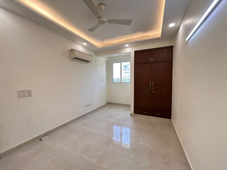 Room, sector 18a dwarka 3 Bedroom 2100 Sq.Ft. Apartment In Sector 18a Dwarka Delhi 10666960