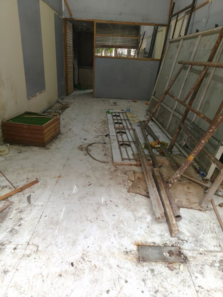 Living Room, akshar-shreeji-heights Commercial Shop 700 Sq.Ft. In Seawoods Navi Mumbai 10667105