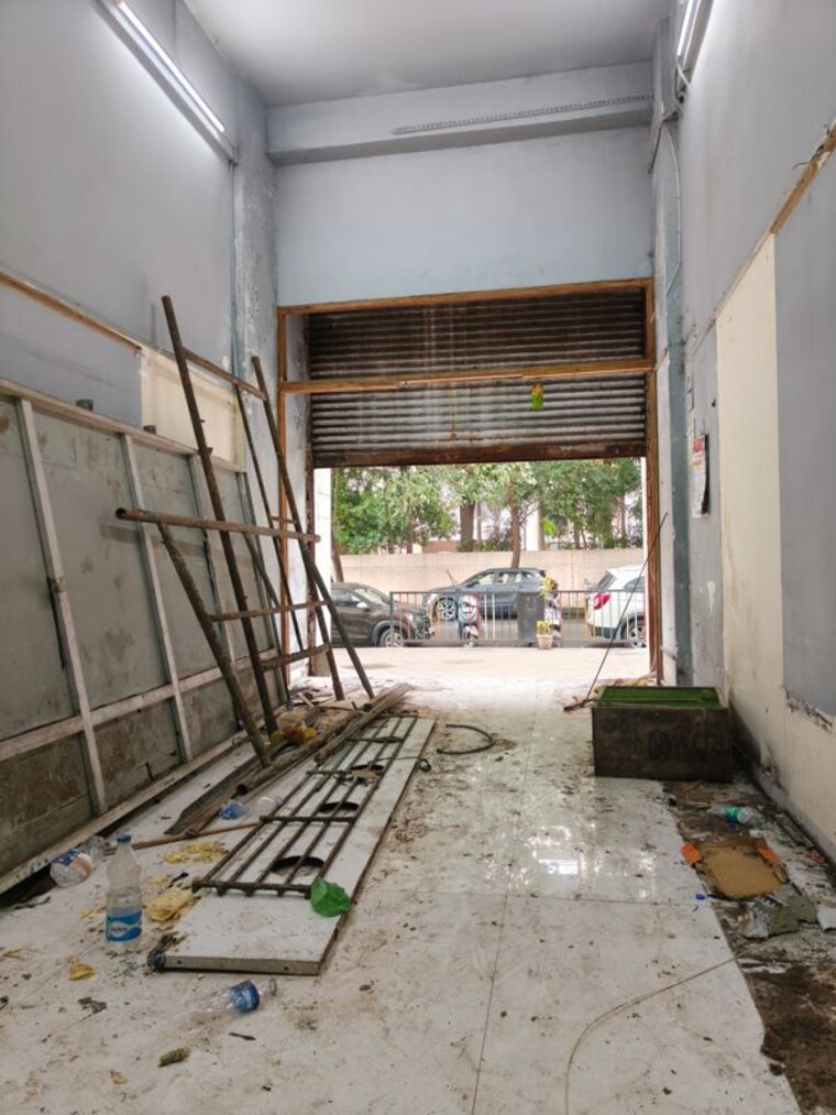 Balcony, akshar-shreeji-heights Commercial Shop 600 Sq.Ft. In Seawoods Navi Mumbai 10667144