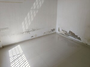 Room in 1 BHK Apartment at Vejalpur – for Sale