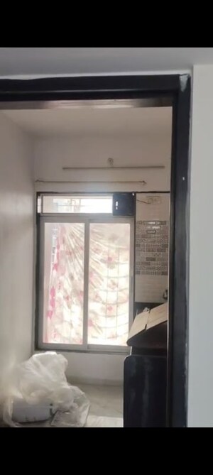 Furnished Amenities in 1 BHK Apartment at Santacruz West – for Rent