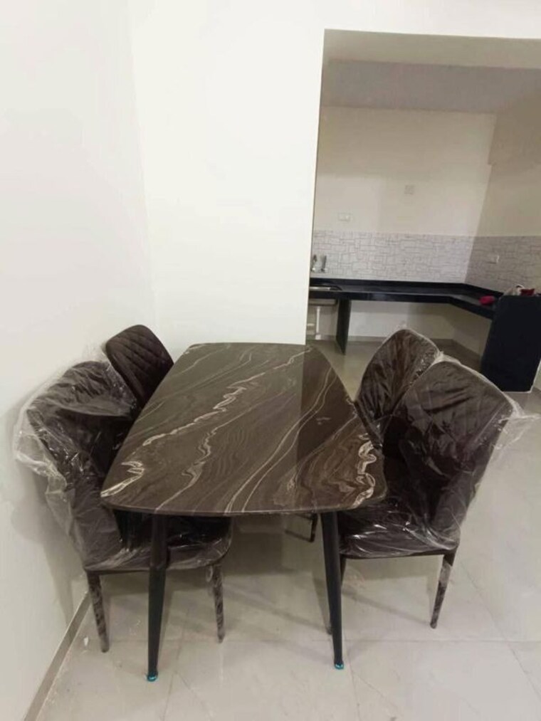 Room, lohgaon 2 Bedroom 1000 Sq.Ft. Apartment In Lohgaon Pune 10667256