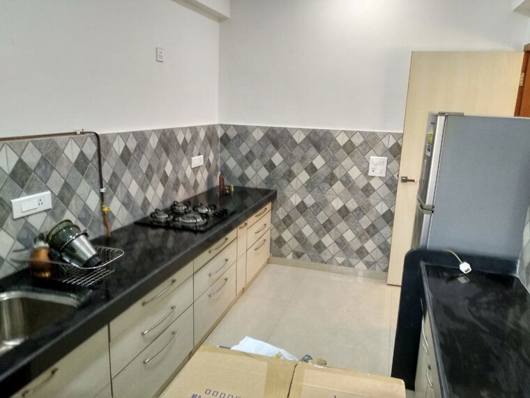 Team Area, hiranandani-regent-hill 1 Bedroom 379 Sq.Ft. Apartment In Powai Mumbai 10666986