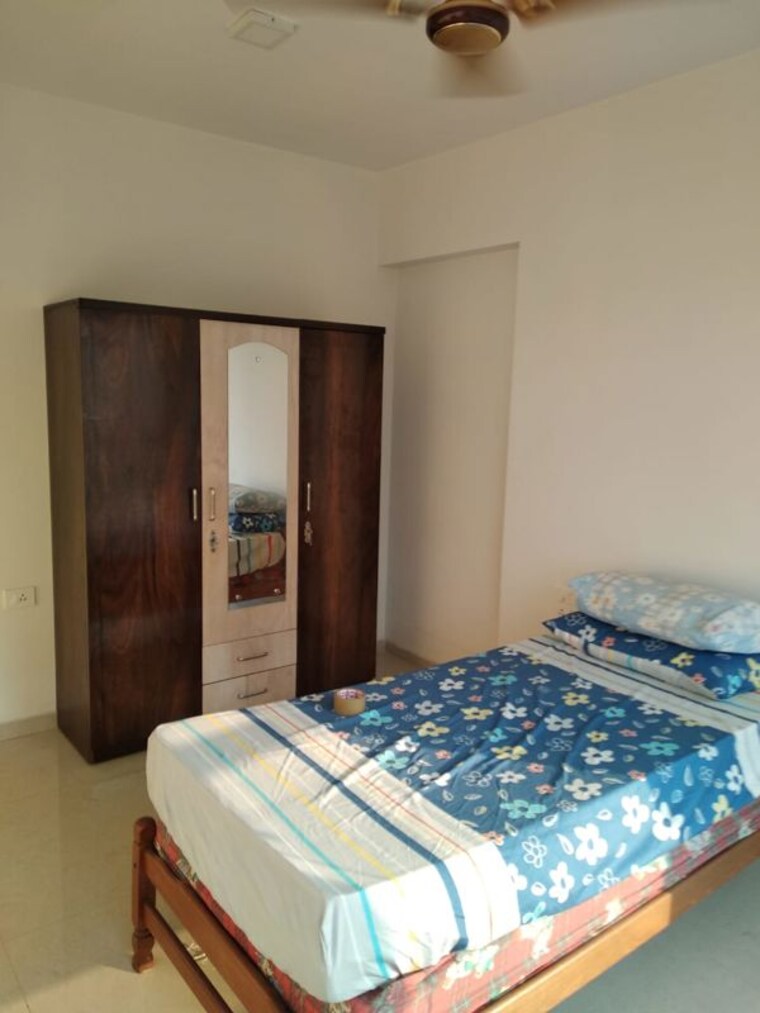 Bedroom, hiranandani-regent-hill 1 Bedroom 379 Sq.Ft. Apartment In Powai Mumbai 10666986