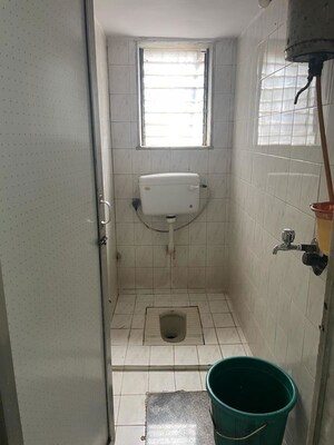 Bathroom in 1 BHK Apartment at Ghatkopar East – for Rent