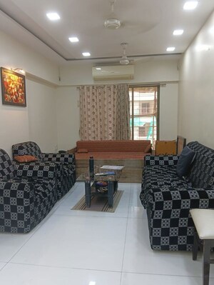 Bedroom in 2 BHK Apartment at Aditya Aryan, Borivali East – for Rent