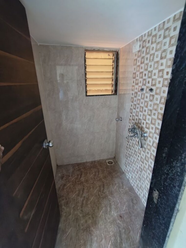 Bathroom, vinay-unique-avenue-210 1 Bedroom 380 Sq.Ft. Apartment In Morya Nagar Palghar 10667301