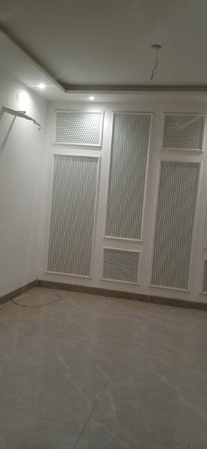 Bathroom in 2 BHK Builder Floor at Igi Airport Area – for Sale