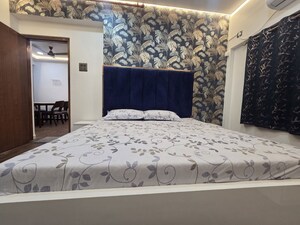 Bedroom in 3 BHK Apartment at Goregaon West – for Rent