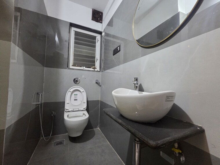 Bathroom, goregaon west 3 Bedroom 1230 Sq.Ft. Apartment In Goregaon West Mumbai 10667274