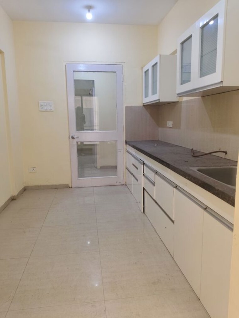 Kitchen, clover-acropolis 3 Bedroom 1500 Sq.Ft. Apartment In Viman Nagar Pune 10667357