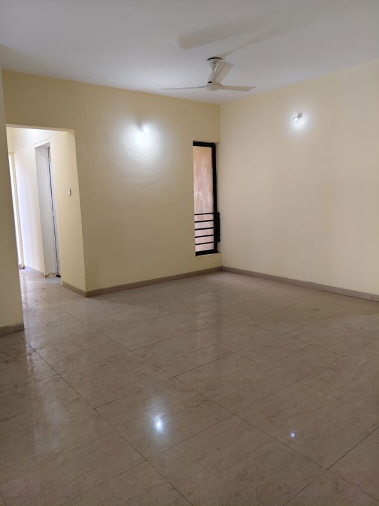 Hall, clover-acropolis 3 Bedroom 1500 Sq.Ft. Apartment In Viman Nagar Pune 10667357